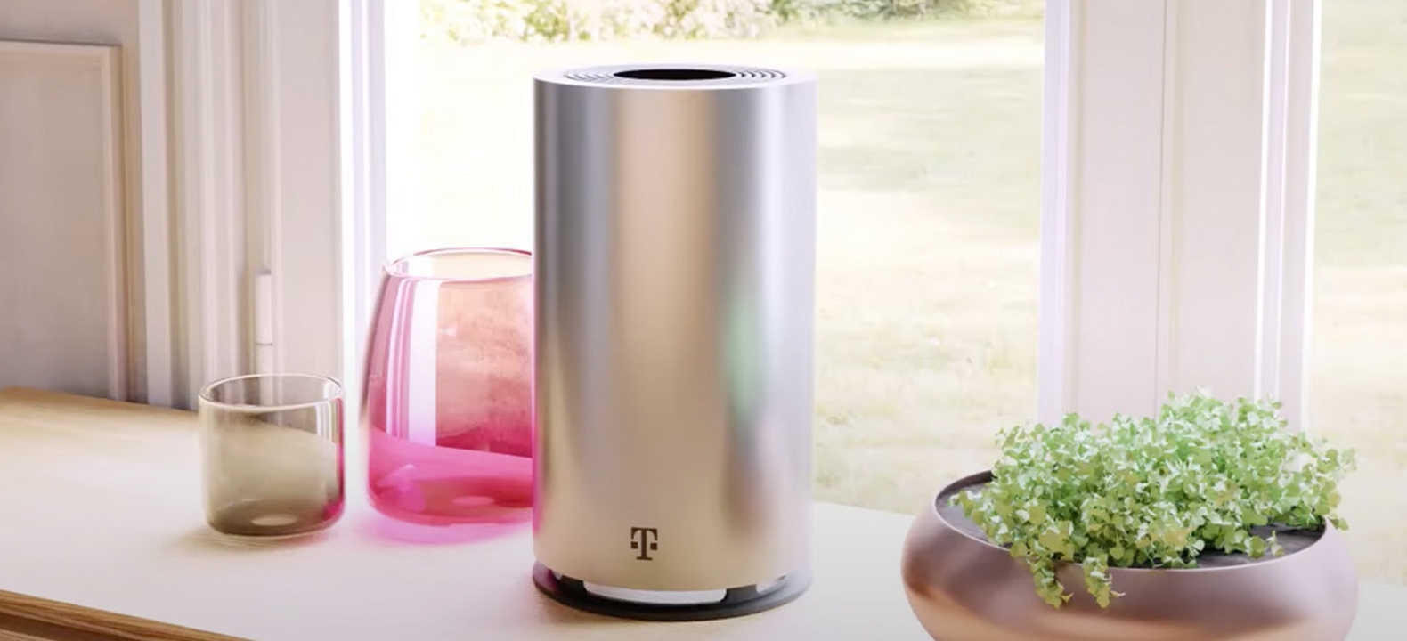 Hands On With T-Mobile's 5G Home Internet Gateway