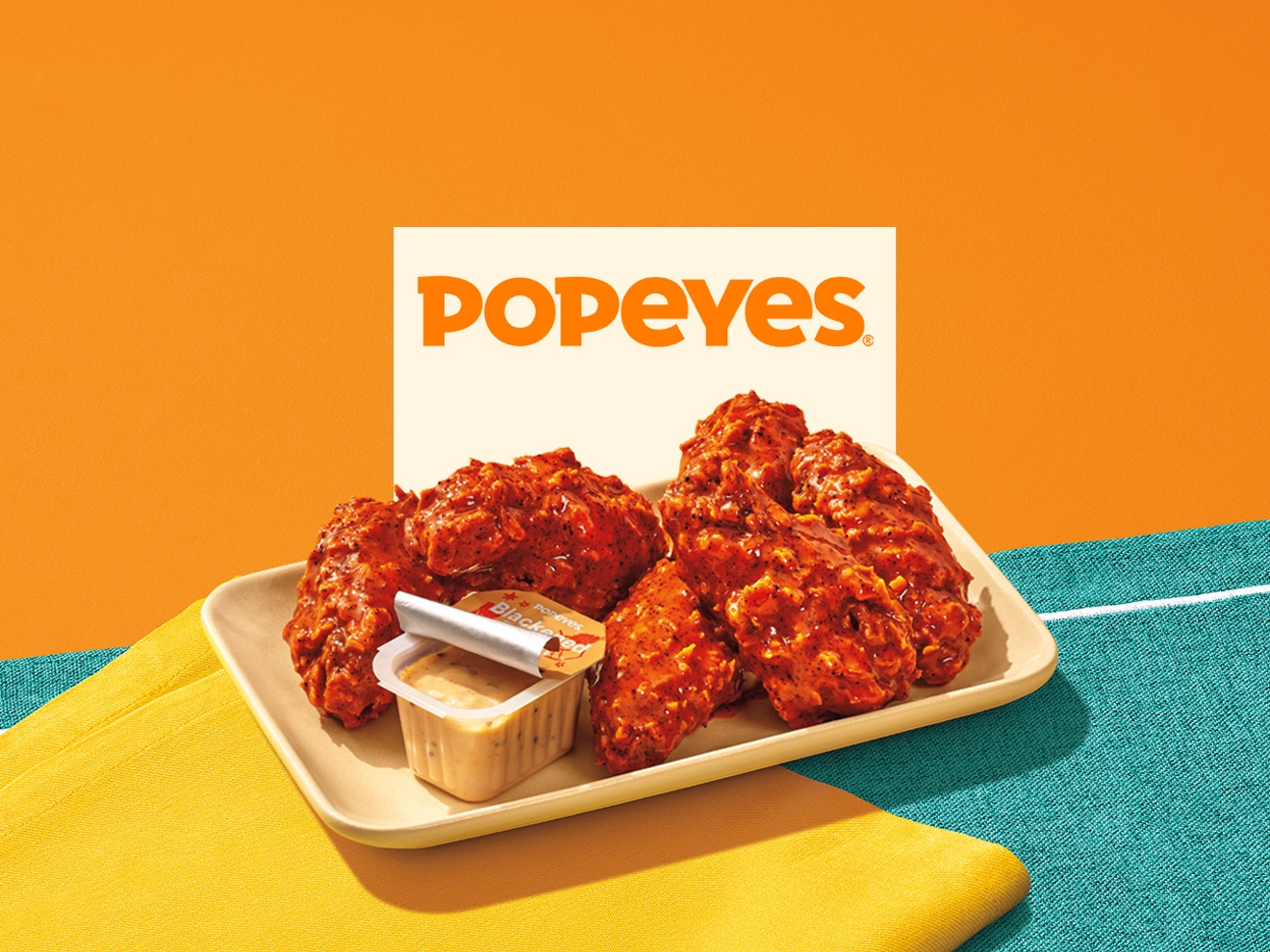 6 Popeyes wings with dipping sauce