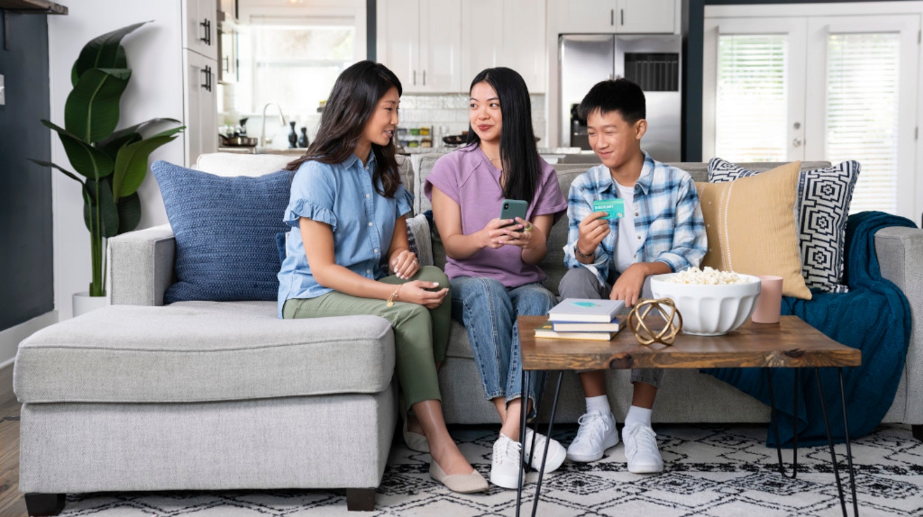 manage money with a Greenlight account on us