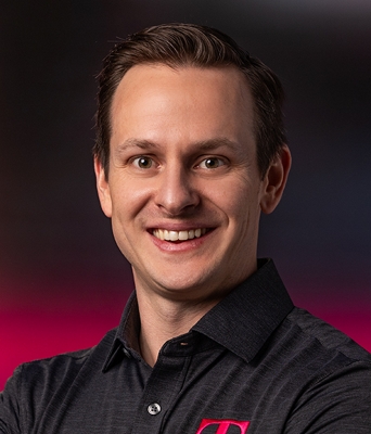 Jeff Simon EVP, CHIEF INFORMATION OFFICER