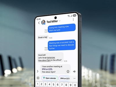 A Samsung Galaxy S26 device displays a timely message proactively provided by Nudge with Galaxy AI.
