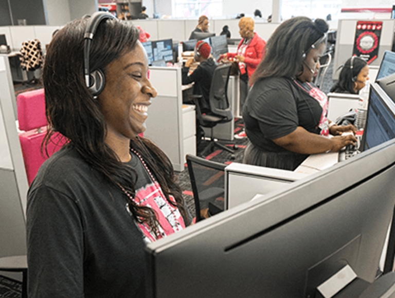  happy_call_center_employees